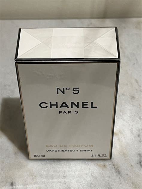 who sells Chanel no 5